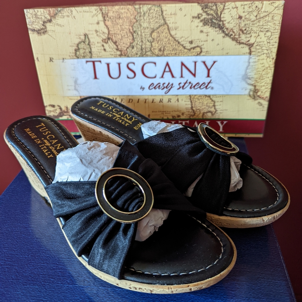 Tuscany by Easy Street Sandals